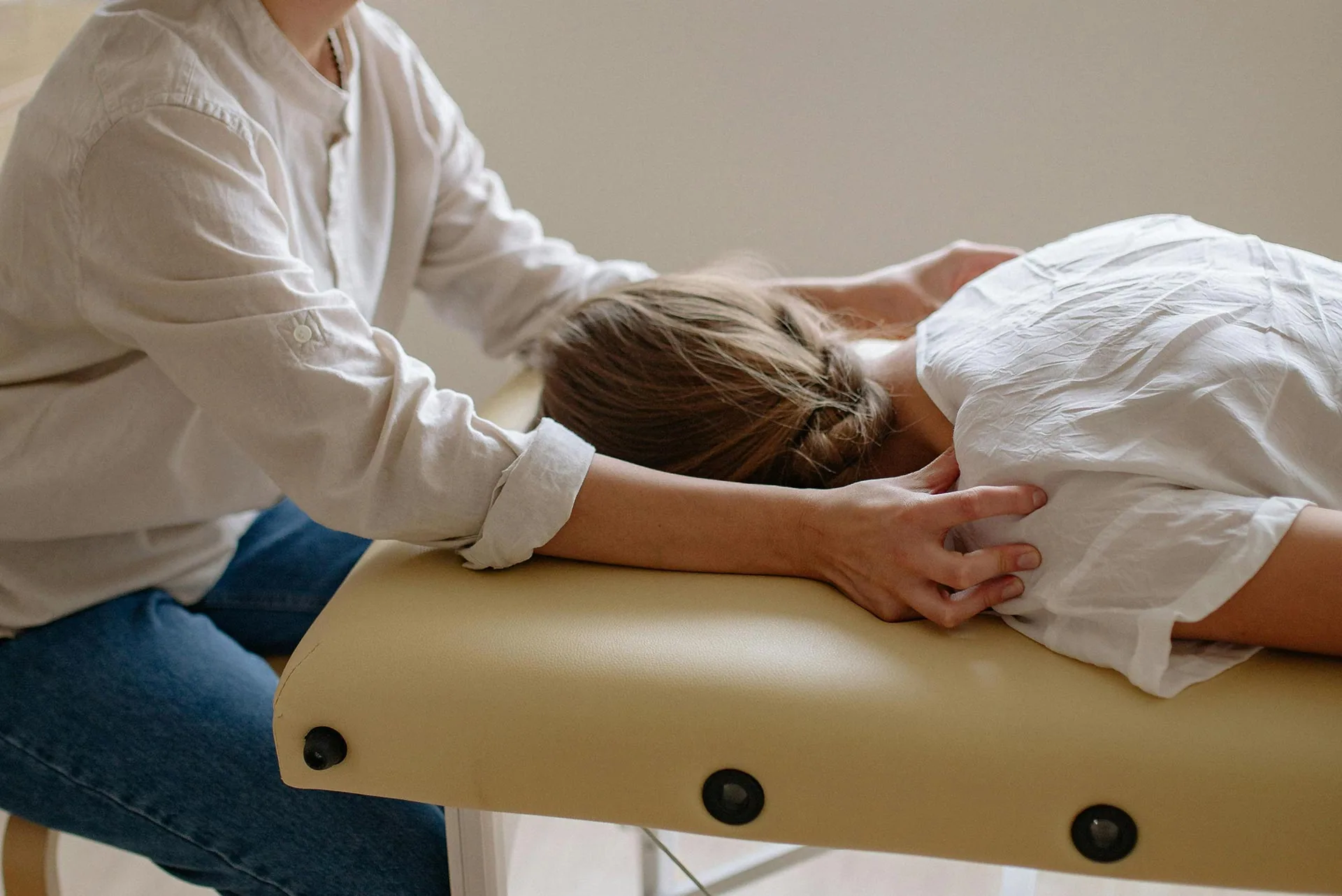 Discover Clear Chiropractic, your local Gold Coast chiropractic professionals 1 chiropractor near me